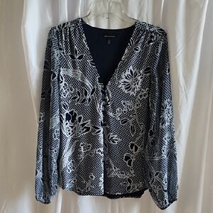 White House Black Market long sleeve blouse size S